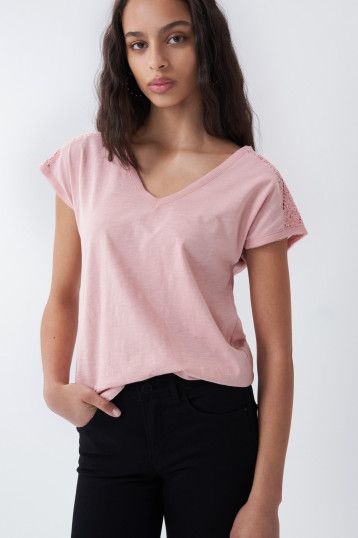Lace Detail T-shirt - Pink