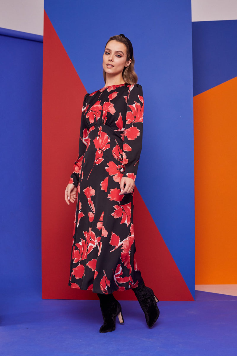 Gather Curve Waist Dress - Black/red