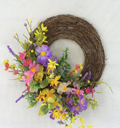 50cm Cosmos Flower Wreath With Berries