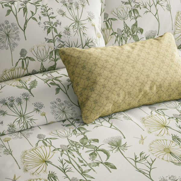 Wilde Angelica Cushion