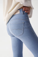 Slim Crop Jean - Blue