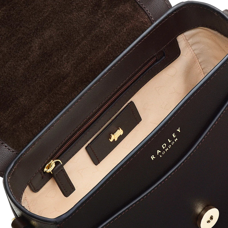 Liverpool Street 2.0 Medium Cross - Dark Oak