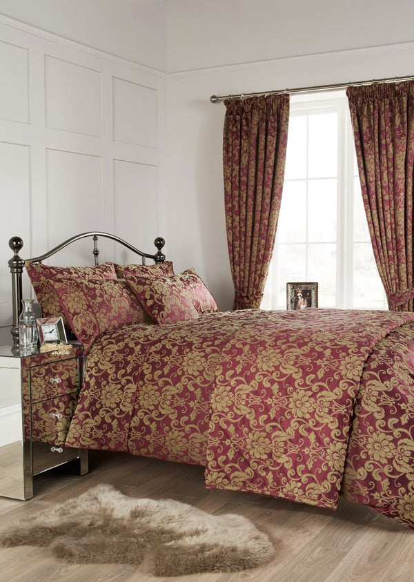 Vantona Como Jacquard Filled Cushion Berry