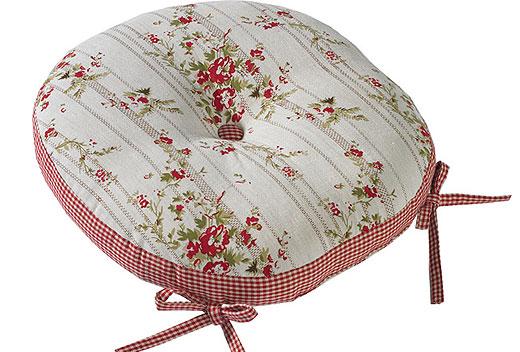Walton & Co. Rose Cottage Round Seat Pad