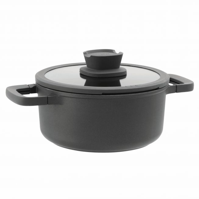 20cm Covered Casserole Leo