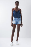 Push Up Wonder Shorts - Mid Wash